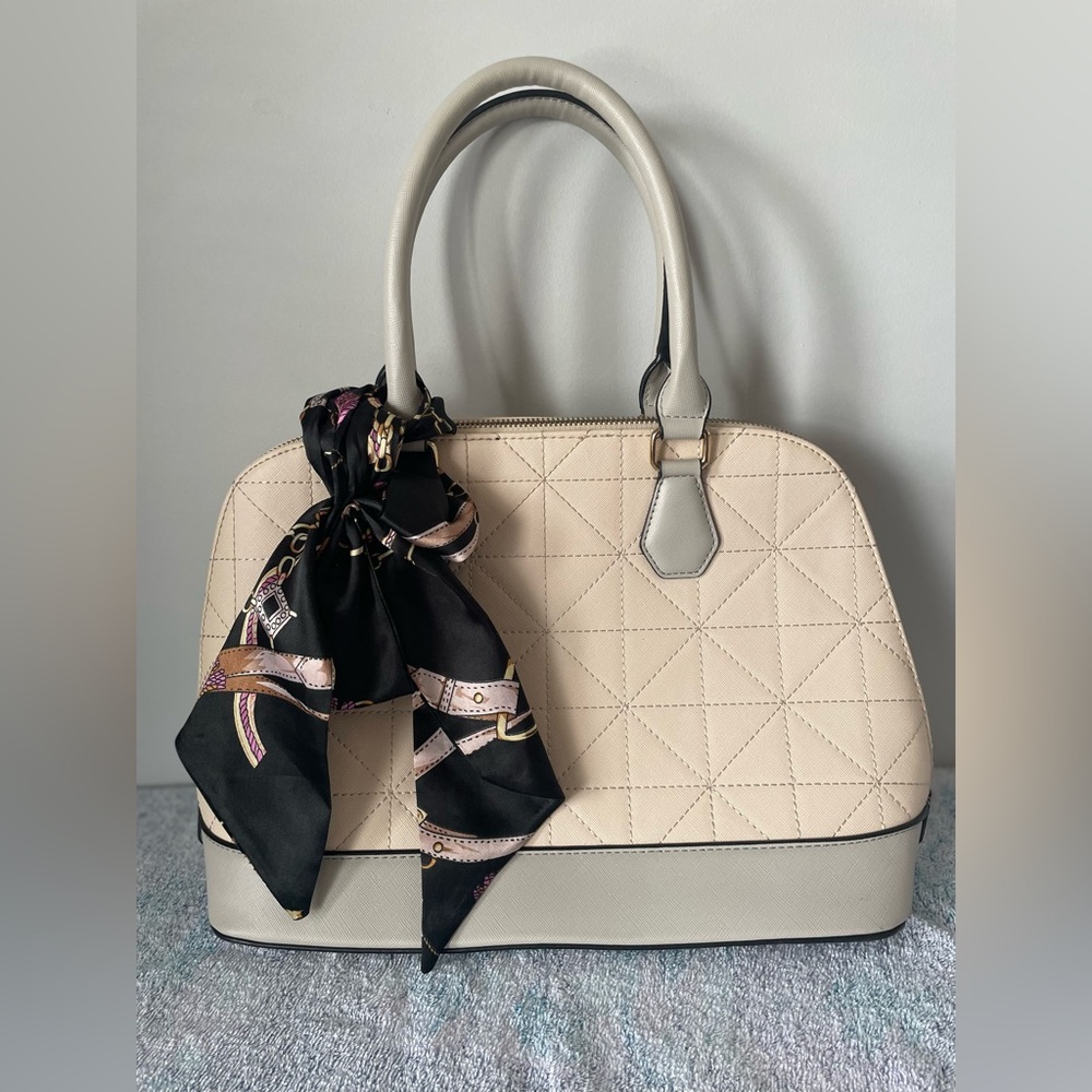 Elegant Cream Handbag with Scarf Accent